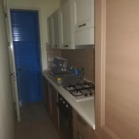 Via Caracciolo *